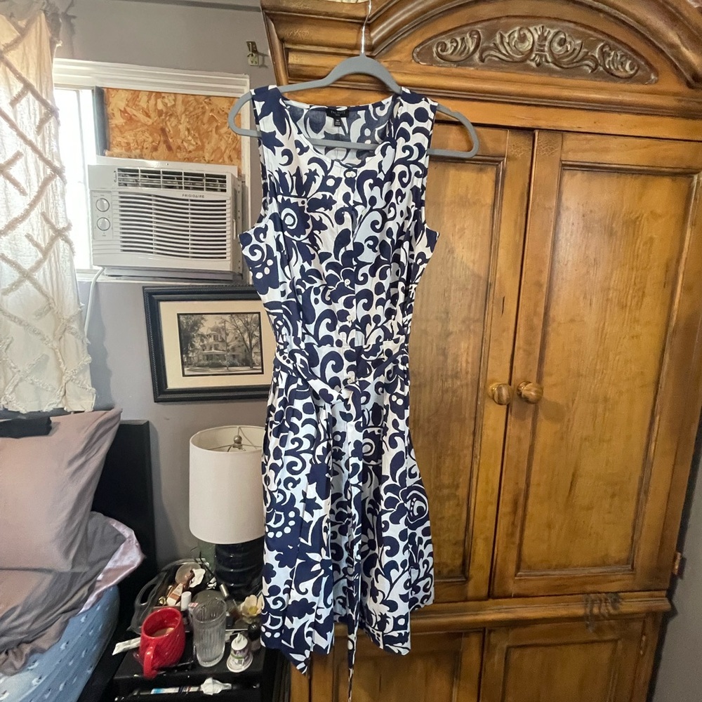 Talbots Midi Sleeveless Cotton dress blue and white floral NWT size 14petite